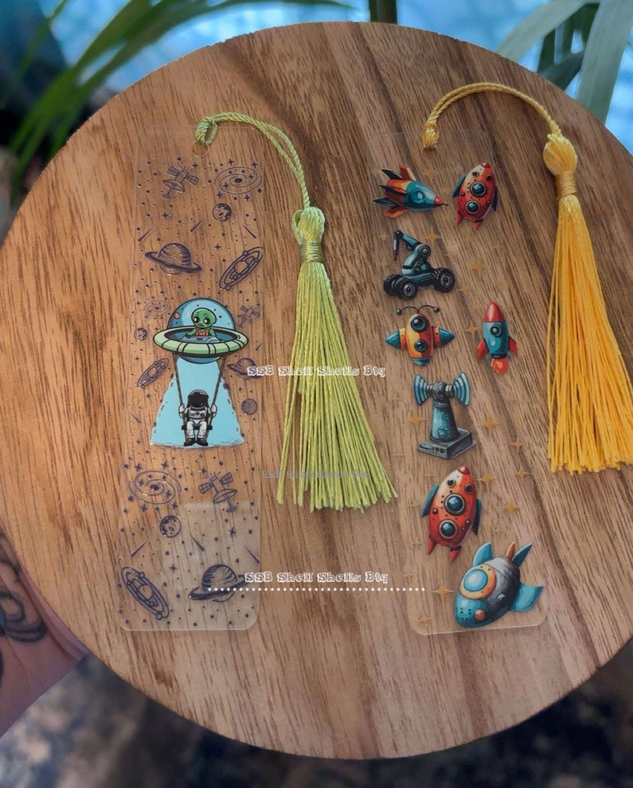 BOOKMARKS